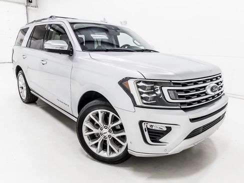 Used 2019 Ford Expedition Platinum RWD image 9