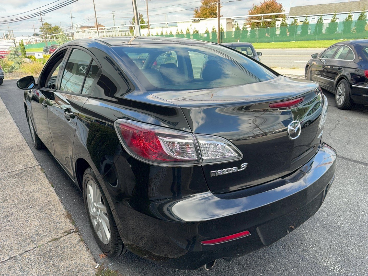 Used 2013 MAZDA MAZDA3 i Touring FWD image 4