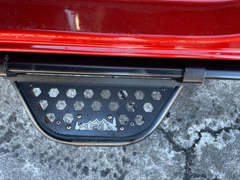 Used 2024 Ford Bronco Black Diamond image 9