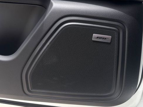Certified 2020 Porsche Macan AWD/4WD image 23