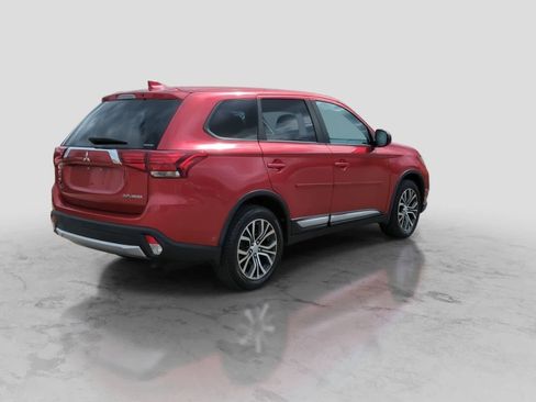 Used 2018 Mitsubishi Outlander ES AWD/4WD image 7