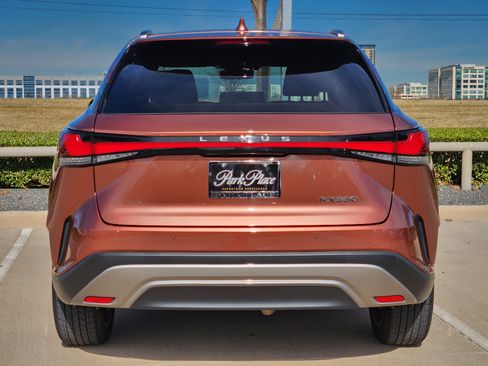 Used 2023 Lexus RX 350 FWD image 12