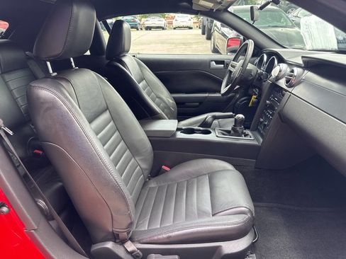 Used 2006 Ford Mustang GT image 17
