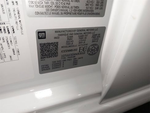 Used 2022 GMC Sierra 1500 Elevation image 35