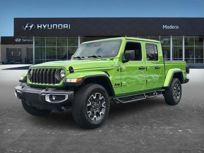 Used 2025 Jeep Gladiator Sport w/ Premium Package
