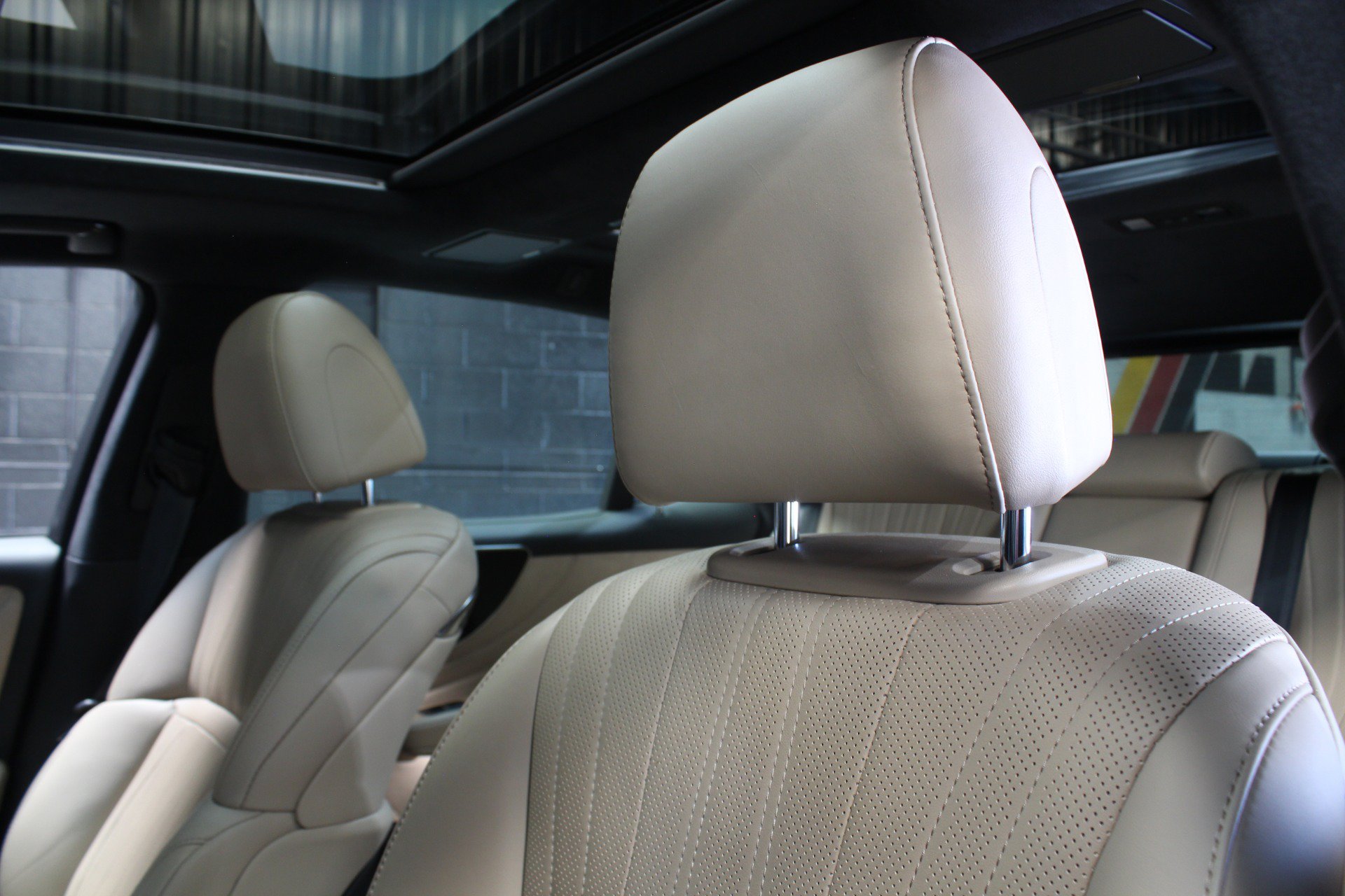 Used 2022 Lexus LS 500 w/ Interior Upgrade Package RWD image 40