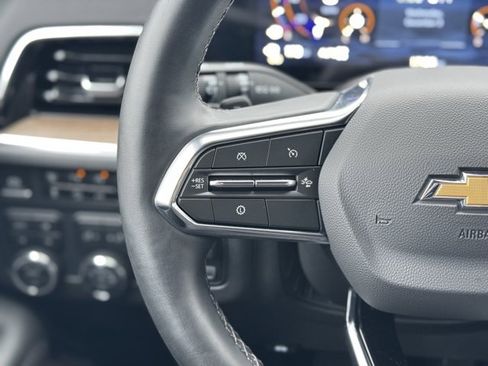 Used 2025 Chevrolet Tahoe High Country image 25