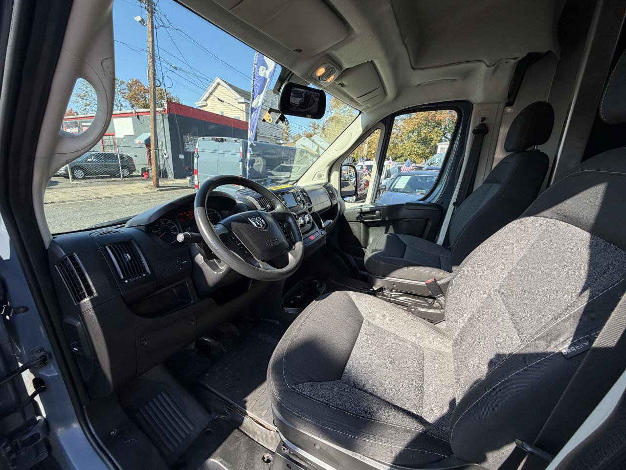 Used 2019 RAM ProMaster 2500 FWD image 24