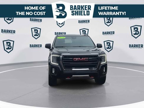 Used 2023 GMC Yukon AT4 w/ AT4 Premium Package AWD/4WD image 4