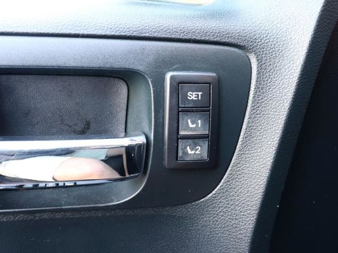 Used 2016 Toyota Tundra Platinum image 65