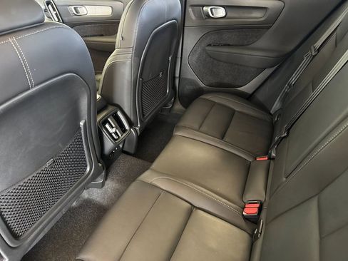 Certified 2025 Volvo XC40 B5 Plus image 11