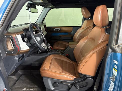 Used 2024 Ford Bronco Heritage Edition AWD/4WD image 15