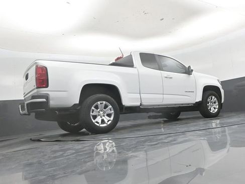 Used 2022 Chevrolet Colorado LT w/ Fleet Safety Package RWD image 40