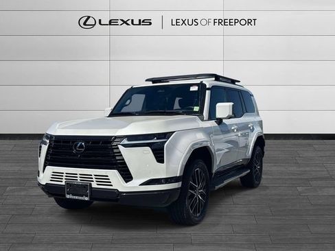 Used 2024 Lexus GX 550 w/ Accessory Package (31) AWD/4WD image 3