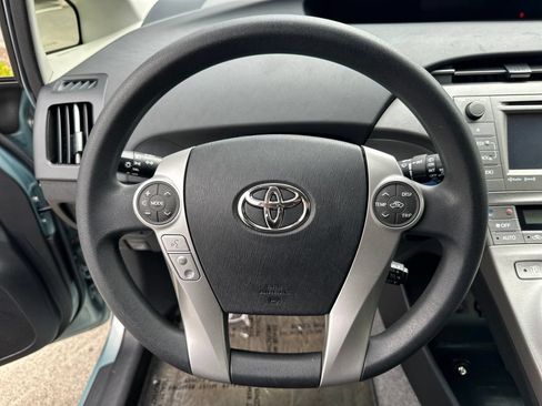 Used 2012 Toyota Prius Three FWD image 18
