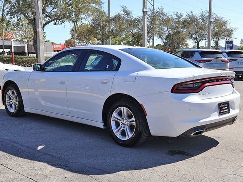 Used 2022 Dodge Charger SXT image 6
