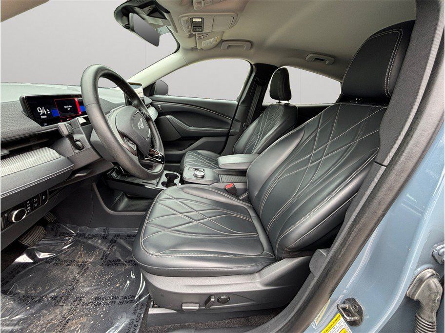 Used 2023 Ford Mustang Mach-E Select RWD image 2