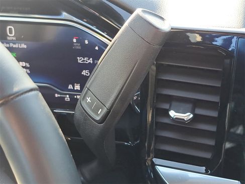 Used 2025 Chevrolet Silverado 1500 LT image 21