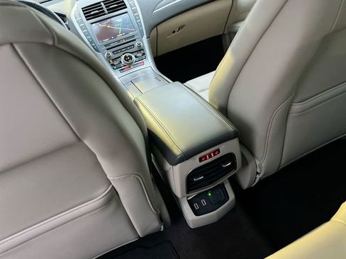 Used 2020 Lincoln MKZ Reserve w/ Elements Package image 25