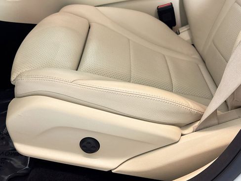 Certified 2021 Mercedes-Benz GLC 300 4MATIC image 18