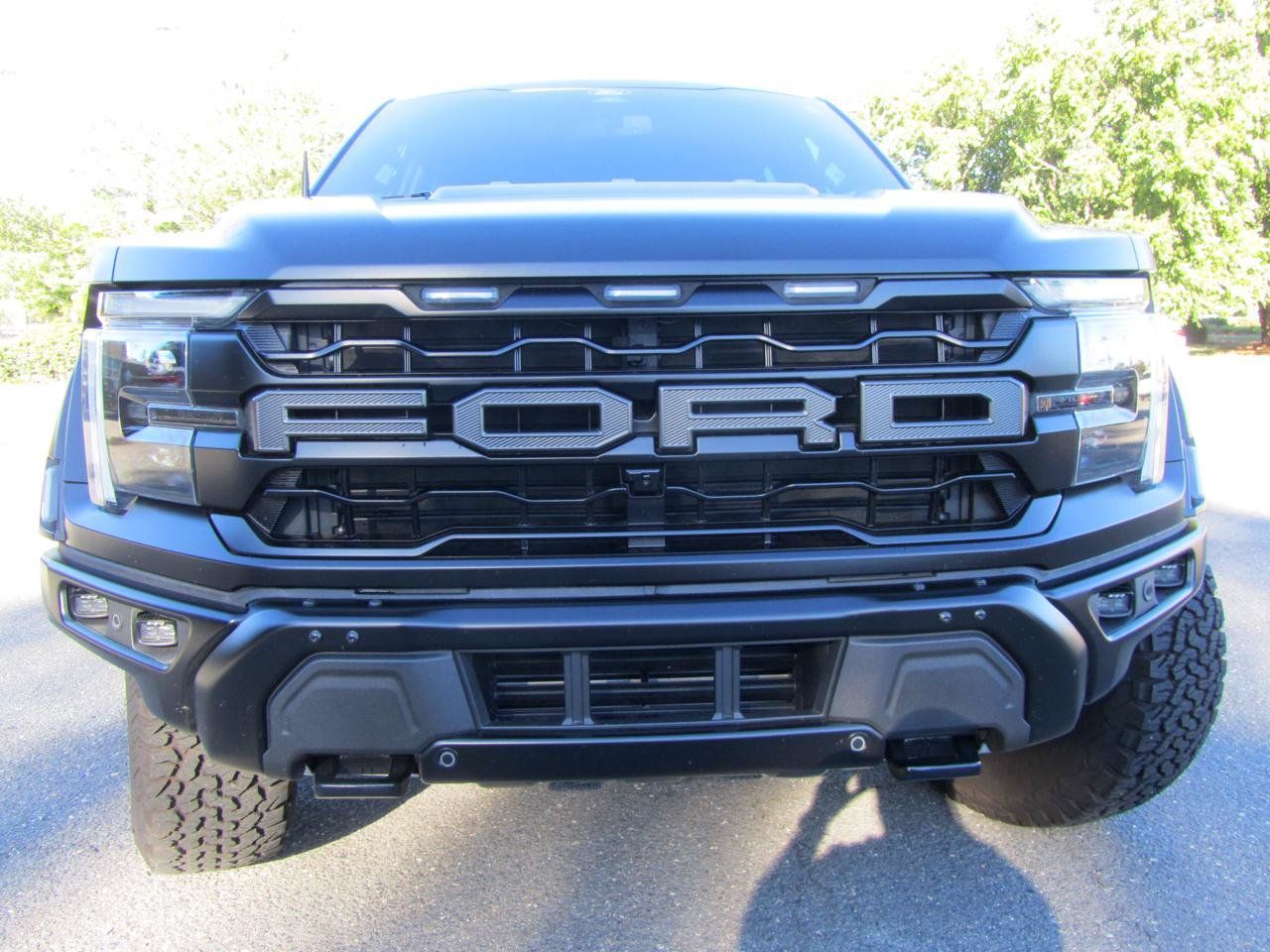 Used 2025 Ford F150 Raptor AWD/4WD image 4