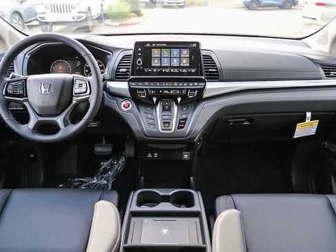 New 2026 Honda Odyssey EX-L image 13