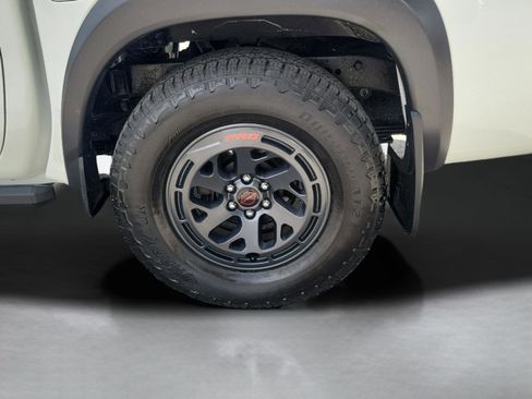 Used 2023 Nissan Frontier Pro-X w/ Tow Package RWD image 31