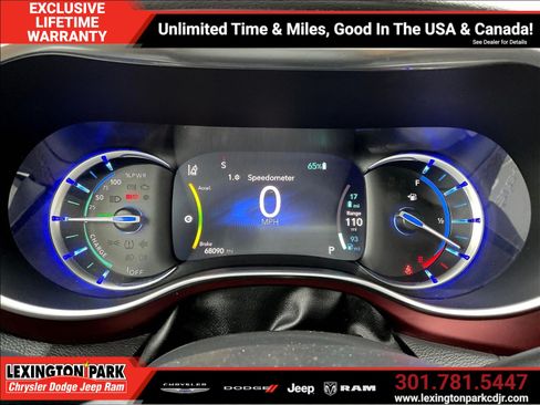 Used 2020 Chrysler Pacifica Limited FWD image 13