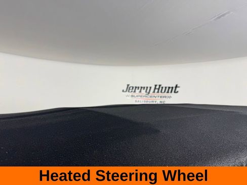 Used 2020 Jeep Wrangler Unlimited Sahara image 12