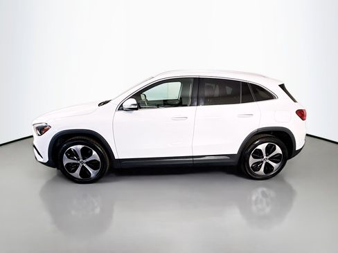 Used 2025 Mercedes-Benz GLA 250 image 6
