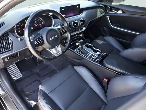 Used 2022 Kia Stinger GT-Line RWD image 13