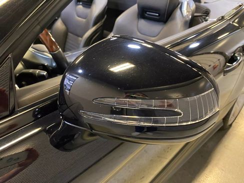 Used 2013 Mercedes-Benz SL 550 w/ Premium Pkg image 25