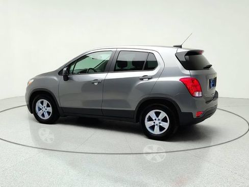 Used 2020 Chevrolet Trax LS w/ Tint and Cruise Package FWD image 3