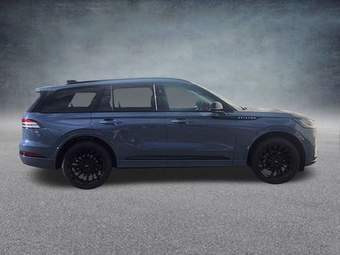 New 2026 Lincoln Aviator Reserve w/ Luxury Package image 8