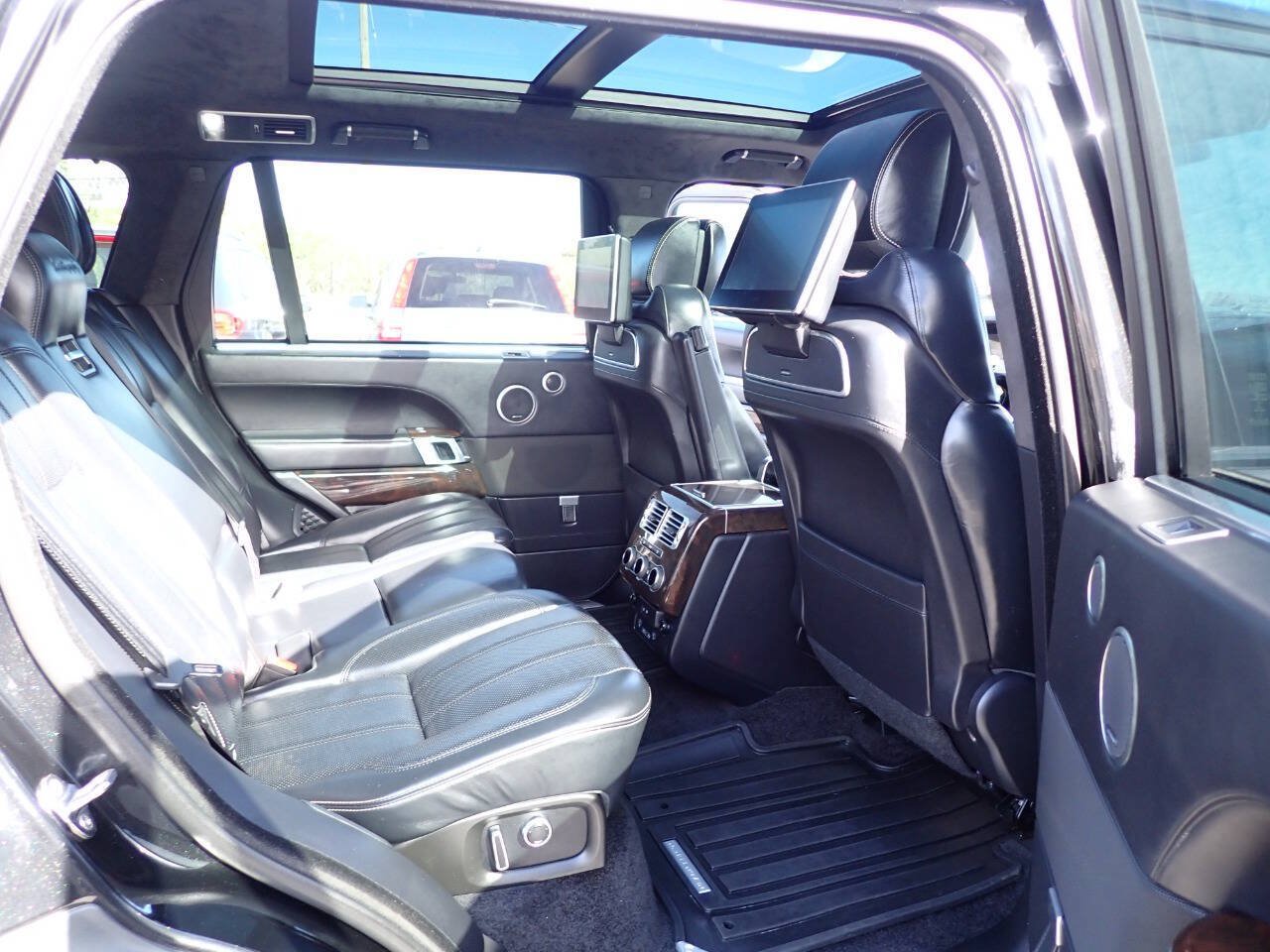 Used 2017 Land Rover Range Rover Long Wheelbase Autobiography AWD/4WD image 12