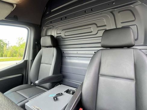 Certified 2024 Mercedes-Benz Sprinter 3500 image 9