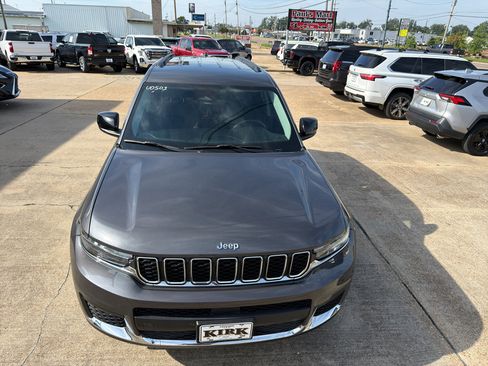 Used 2022 Jeep Grand Cherokee L Laredo w/ Luxury Tech Group I AWD/4WD image 40