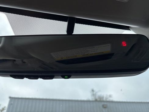 Used 2020 Subaru Forester Limited w/ Popular Package #3 image 24