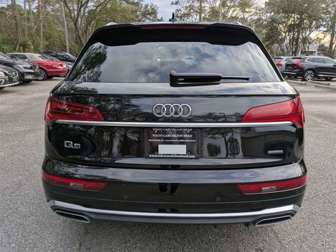 Used 2023 Audi Q5 2.0T Premium w/ Convenience Package image 5