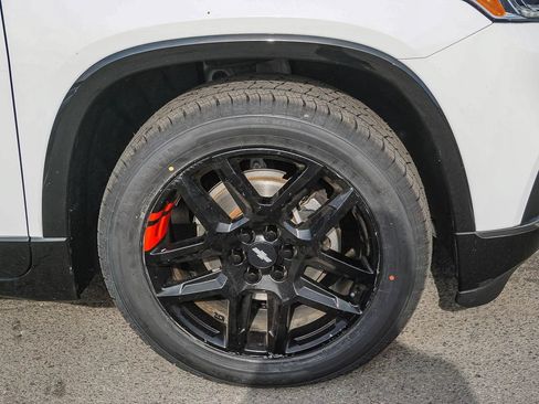 Used 2020 Chevrolet Traverse Premier w/ Redline Edition AWD/4WD image 9