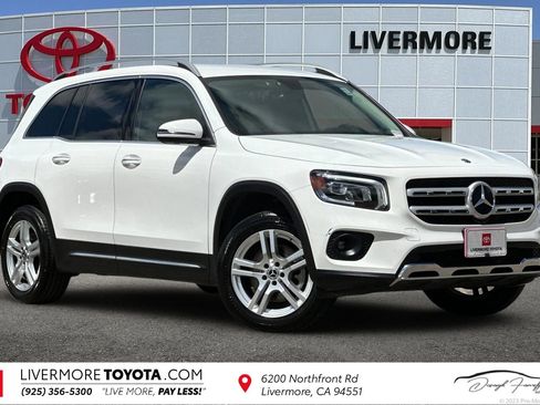 Used 2020 Mercedes-Benz GLB 250 image 1