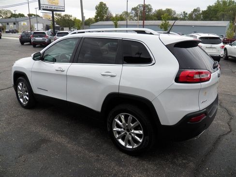 Used 2015 Jeep Cherokee Limited AWD/4WD image 7