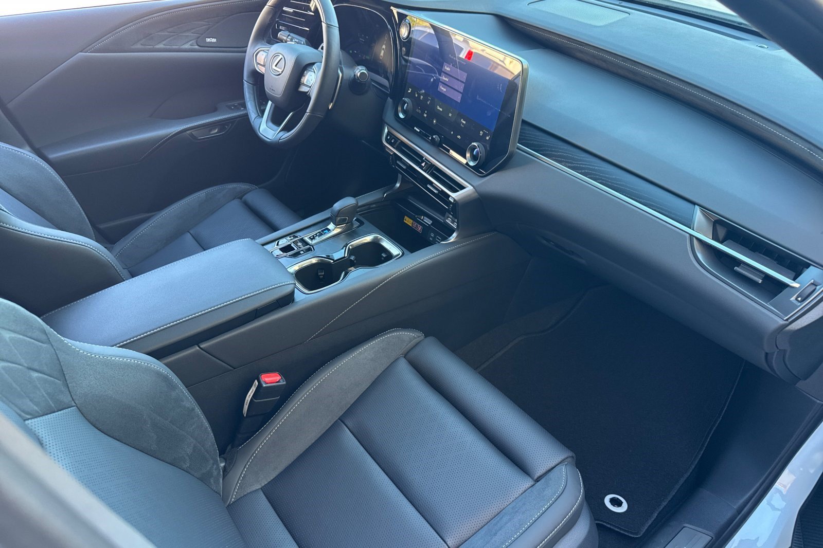 New 2026 Lexus RX 350 w/ Convenience Package AWD/4WD image 28