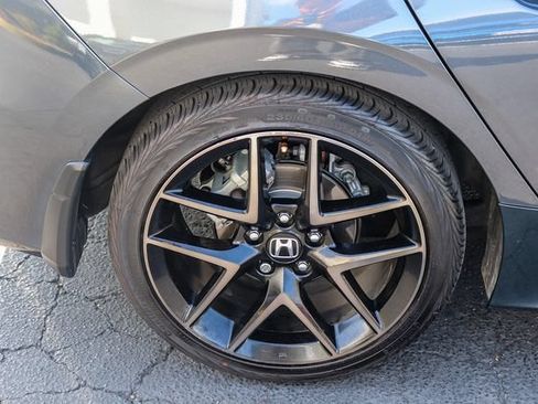 Used 2024 Honda Civic Sport Touring image 9