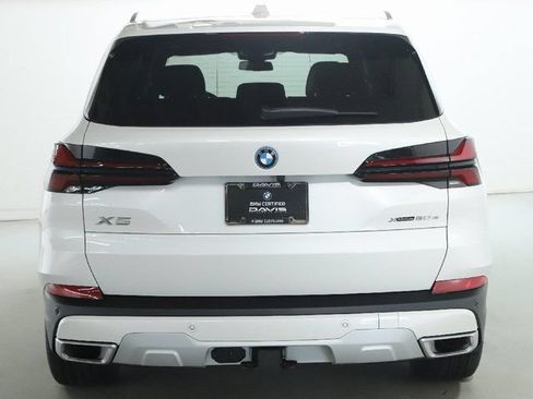 Used 2026 BMW X5 xDrive50e AWD/4WD image 43