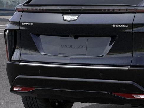 New 2026 Cadillac Lyriq Premium Luxury w/ LPO, Floor Liner Package AWD/4WD image 14