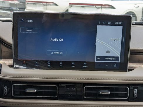 Certified 2023 Lincoln Nautilus Reserve w/ Equipment Group 202A image 20