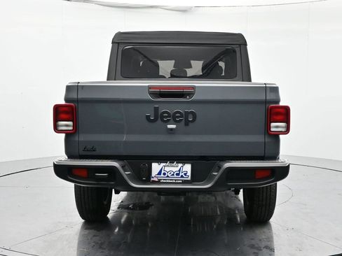 New 2026 Jeep Gladiator Sport image 6