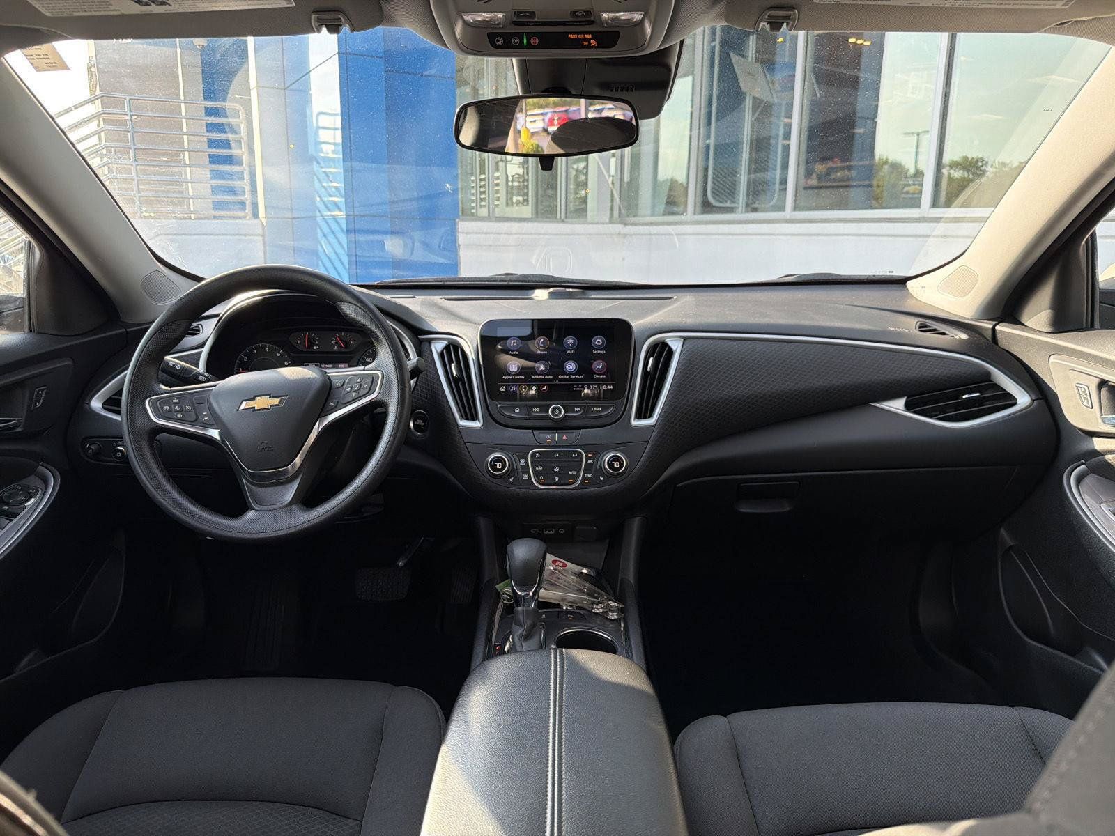 Used 2024 Chevrolet Malibu LT FWD image 22