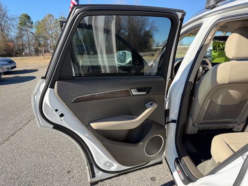 Used 2011 Audi Q5 3.2 Premium Plus image 18